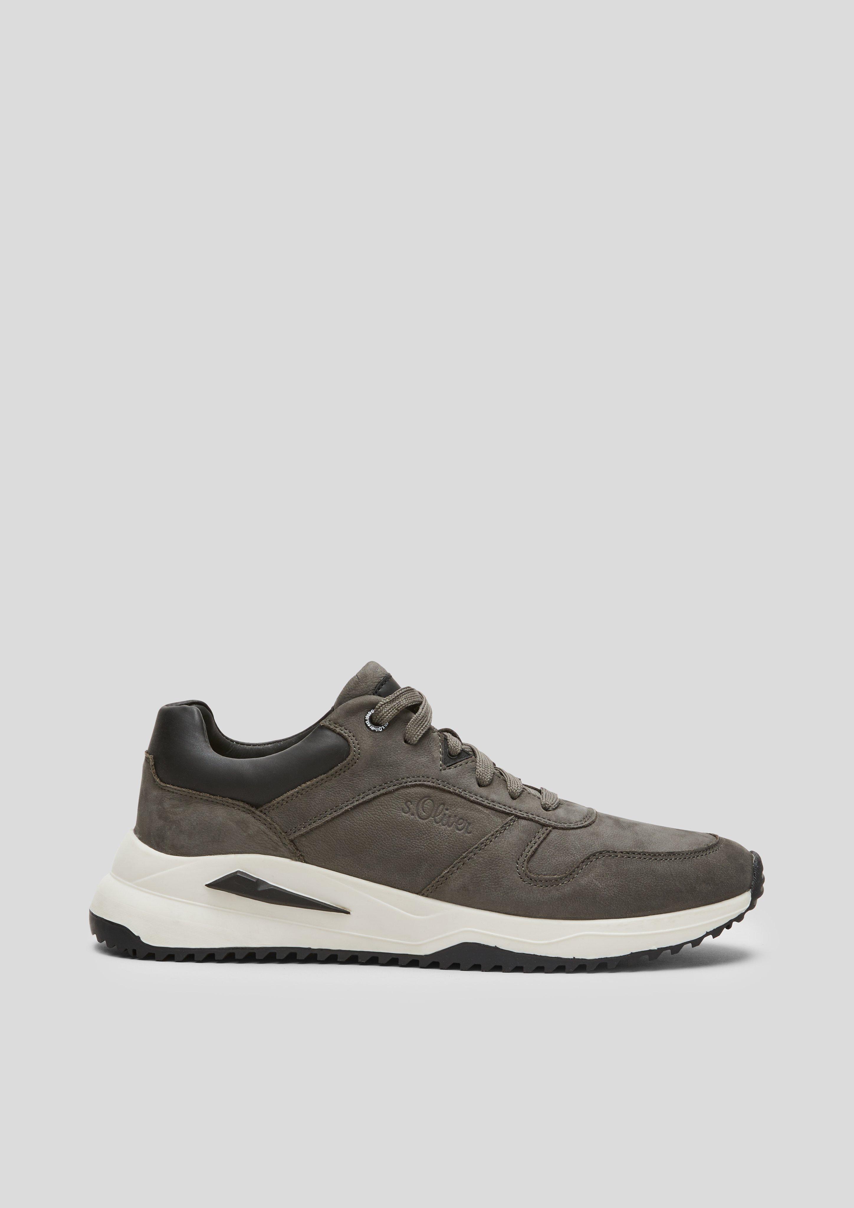 Sneaker mit Leder  102.107.106.13610-235
