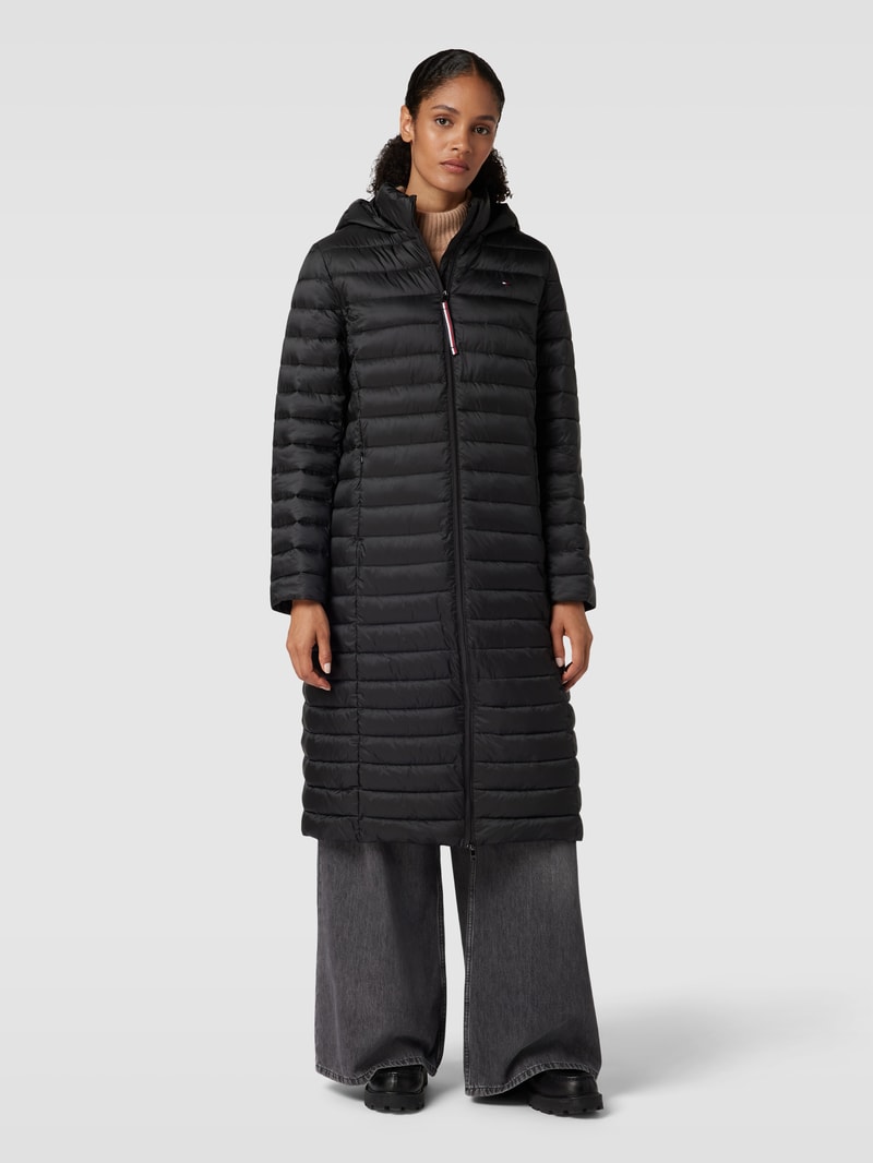 Steppmantel mit Label-Stitching in schwarz