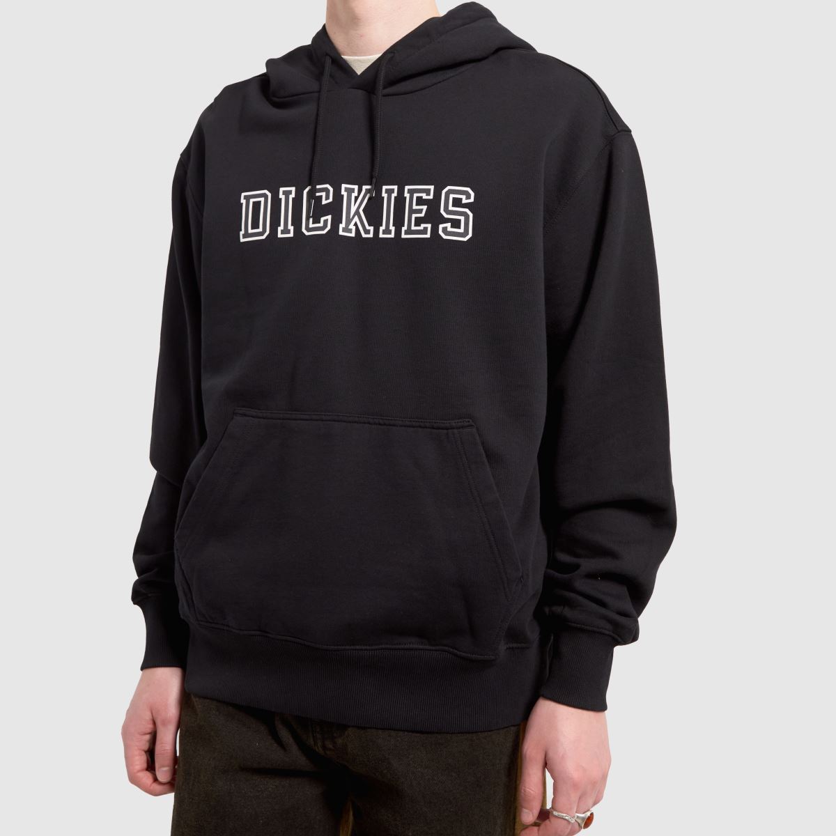 DICKIES Melvern pulover s kapuco v črni barvi