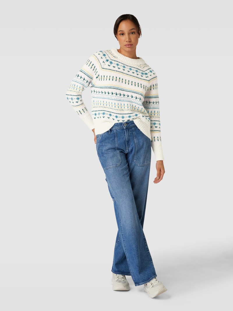 Strickpullover mit Rundhalsausschnitt Modell 'FENJA' in ecru