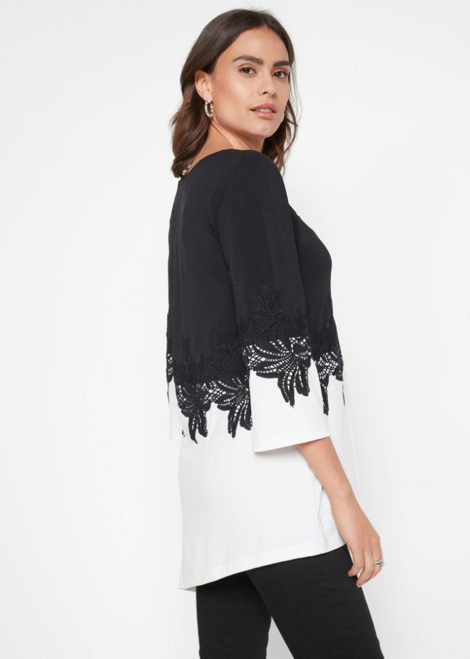 Longshirt mit asymmetrischem Schnitt und Spitze