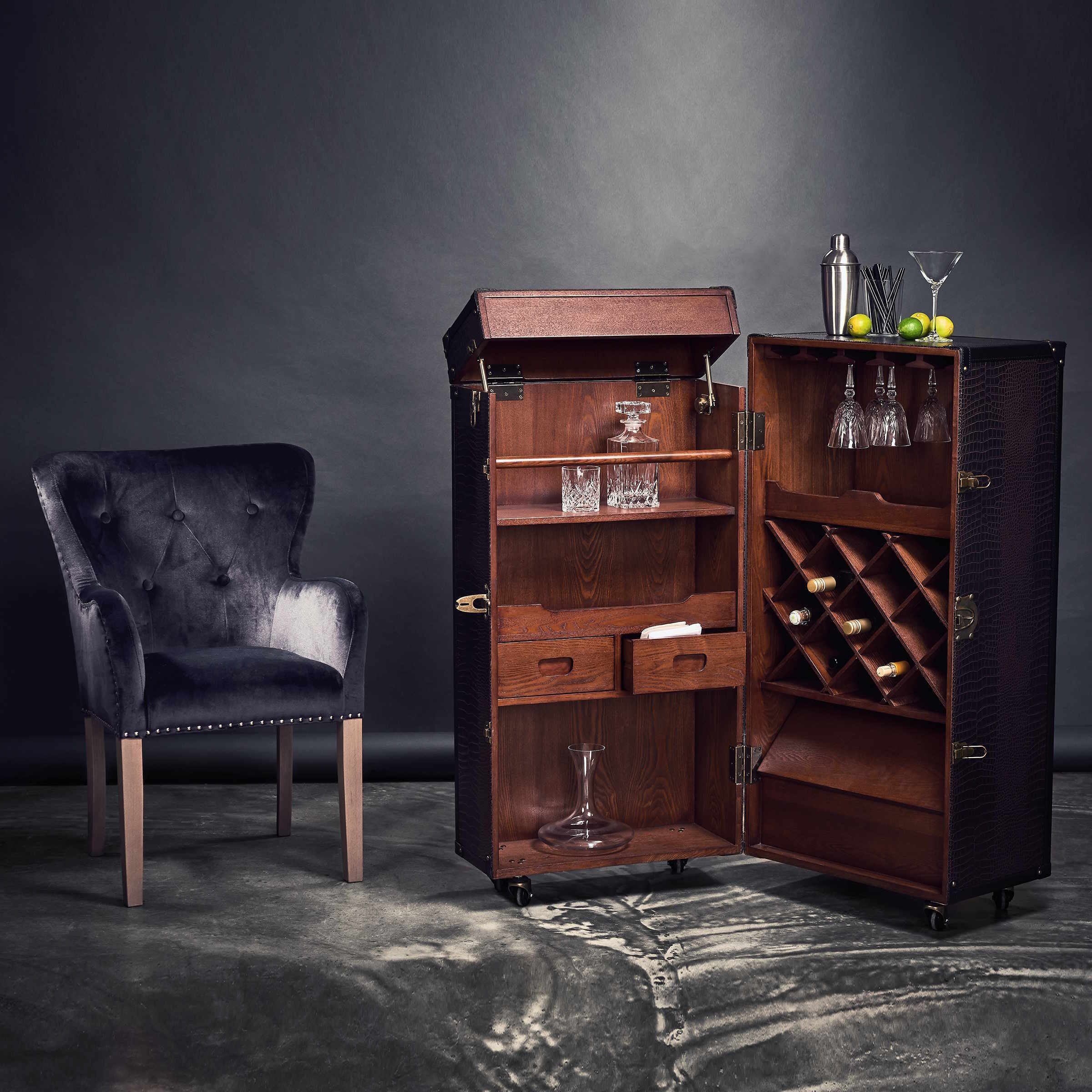 BUTLERS Barschrank HEMINGWAY Barschrank