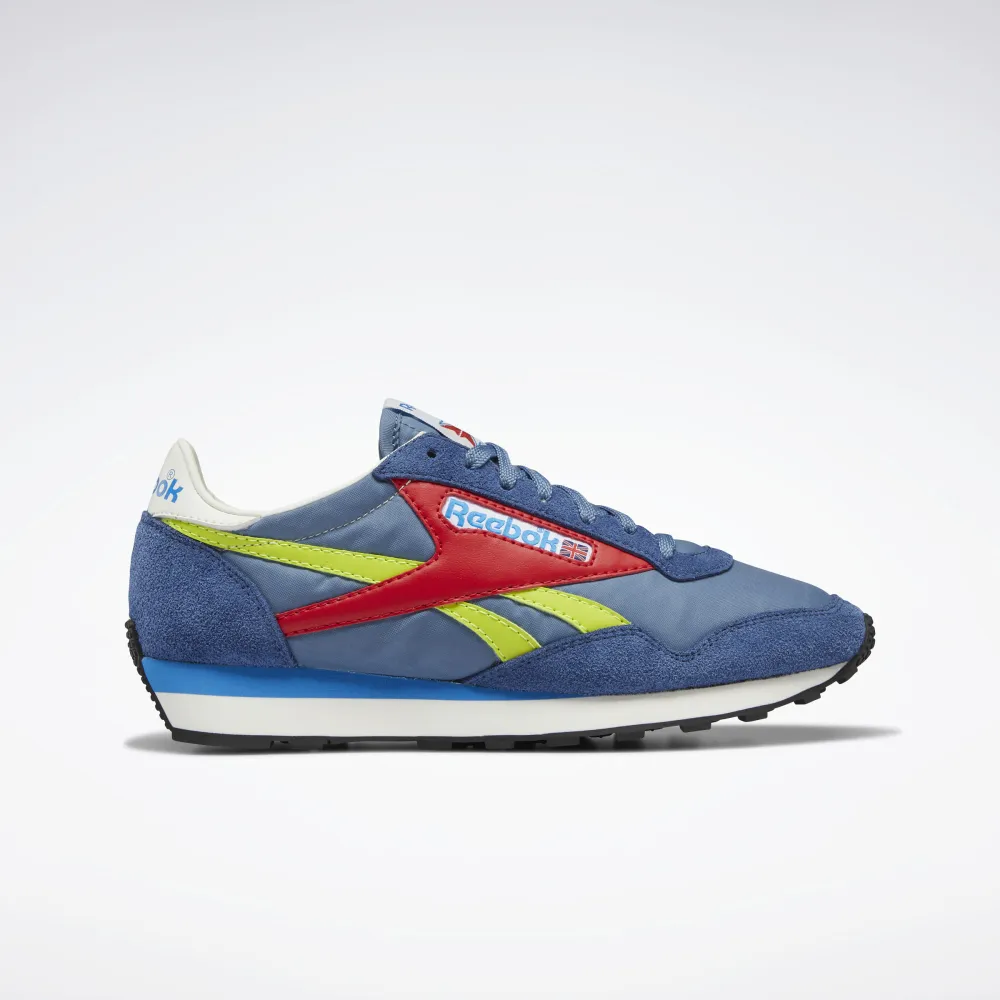 Reebok Aztec II GZ9870 / blau