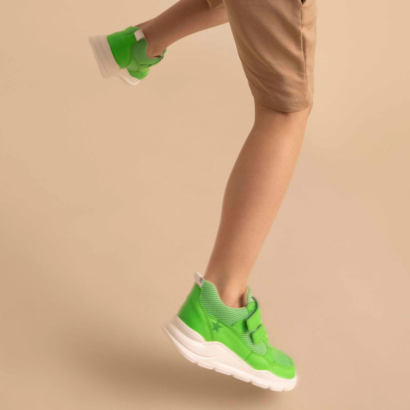 pan v neon green - Grün