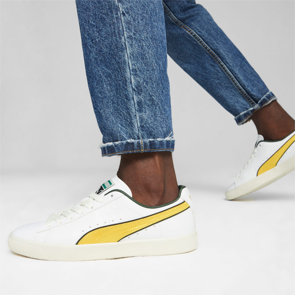 PUMA Clyde Varsity 394684_02 / weiss