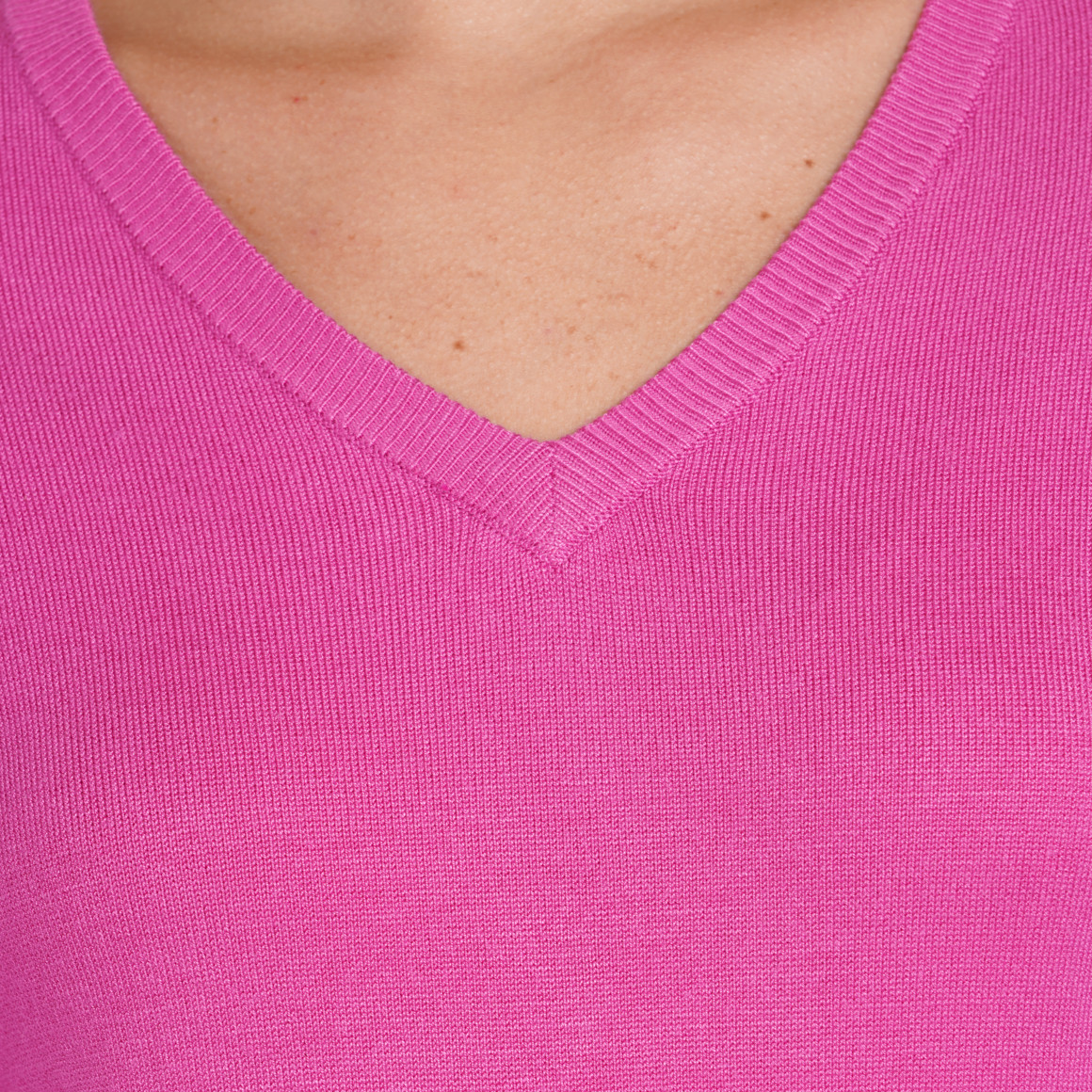 Damen Feinstrickpullover mit V-Ausschnitt