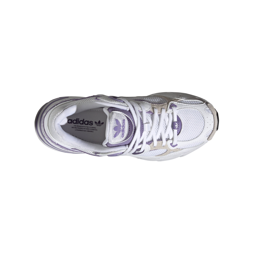 adidas Astir W HQ6777 / weiss