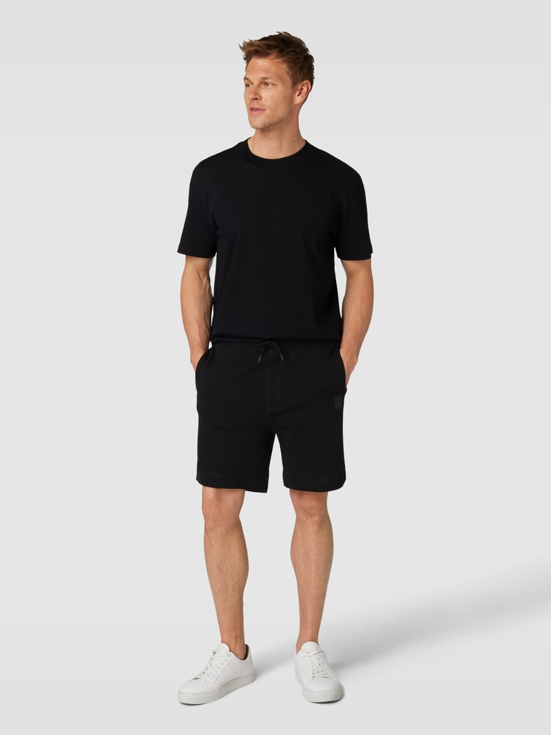 Sweatshorts mit Label-Applikation Modell 'SEWALK' in schwarz