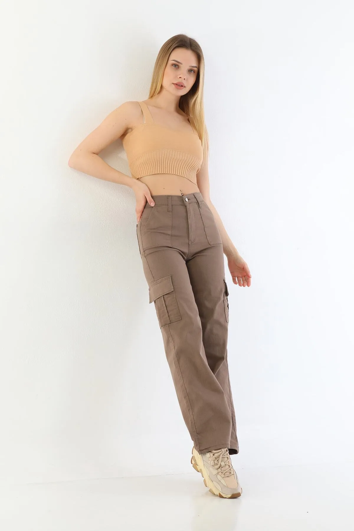 BİKELİFE  Nerzfarbene Cargo-Hose aus Lycra mit hoher Taille und weitem Bein