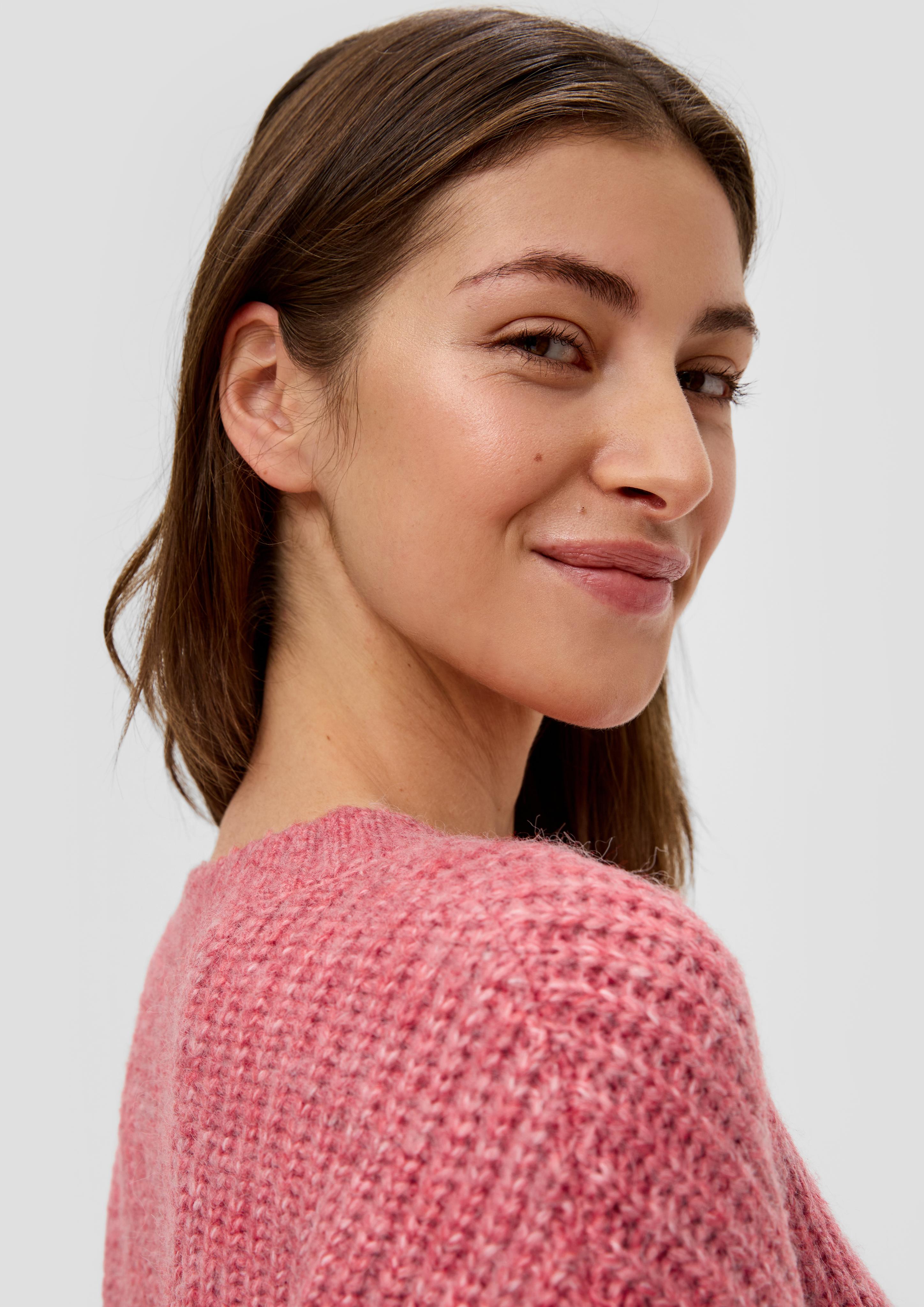 Strickpullover mit überschnittenen Schultern  2151098-20W0