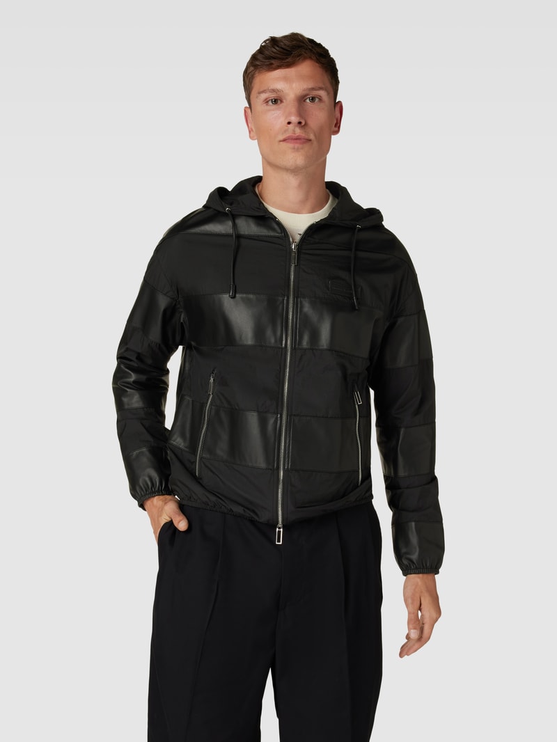 Jacke aus Lammleder mit Kapuze in schwarz