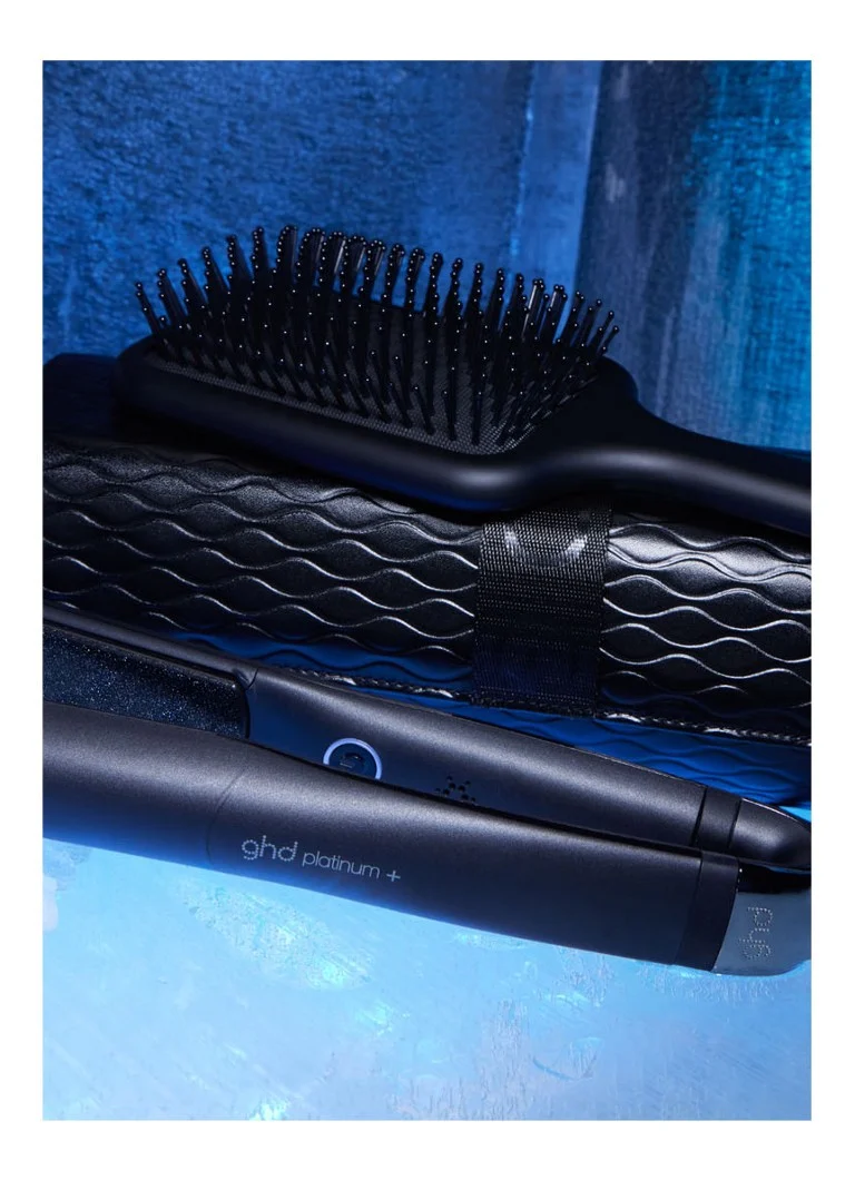 ghd Styler Platinum+ Gift Set - Limited Edition hair care set