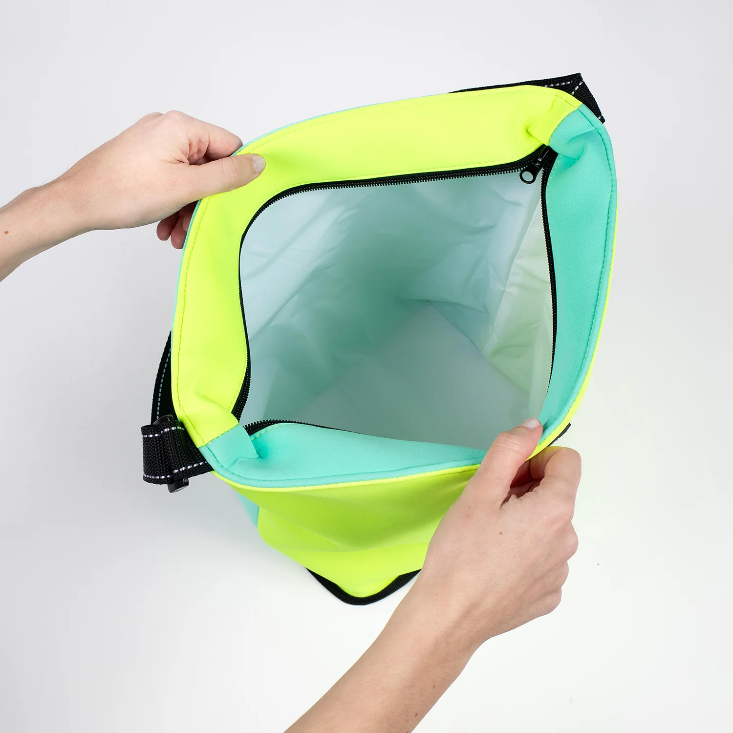 Neoprene Soft Cooler Medium Dive Bar