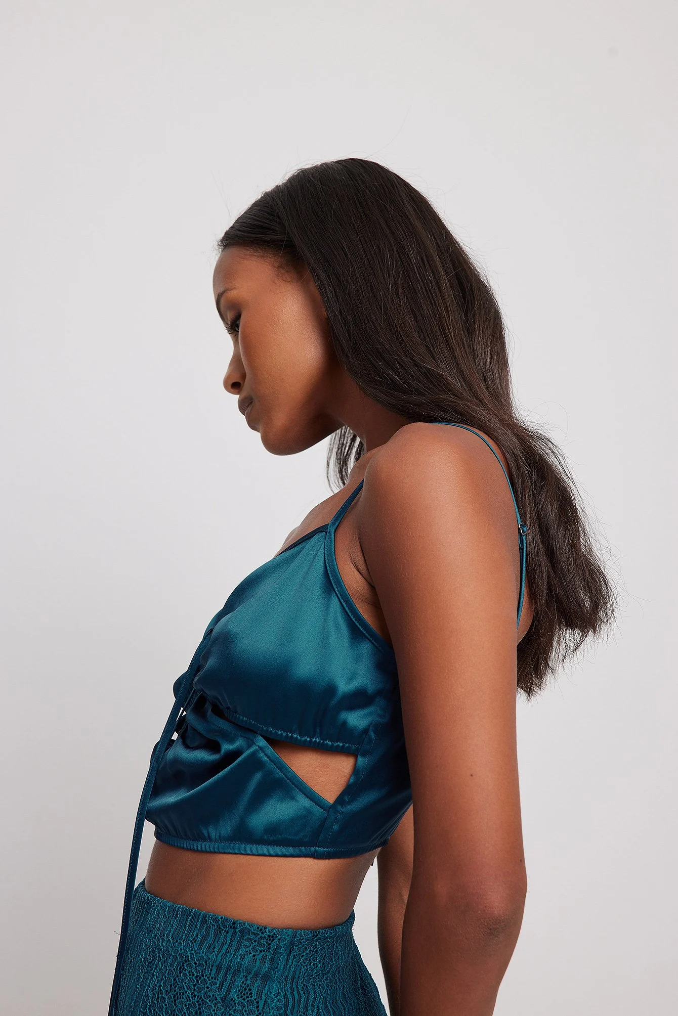 Top mit Cut-out-Details