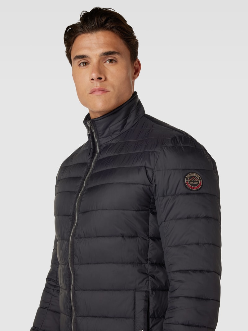 Steppjacke mit Stehkragen in schwarz