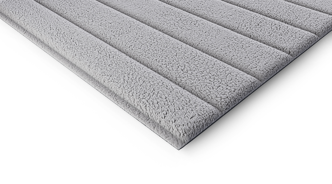 Knuffelwuff Hundematten Knuffelwuff tragbare Reisematte Linea Travel aus Velours grau XXXL