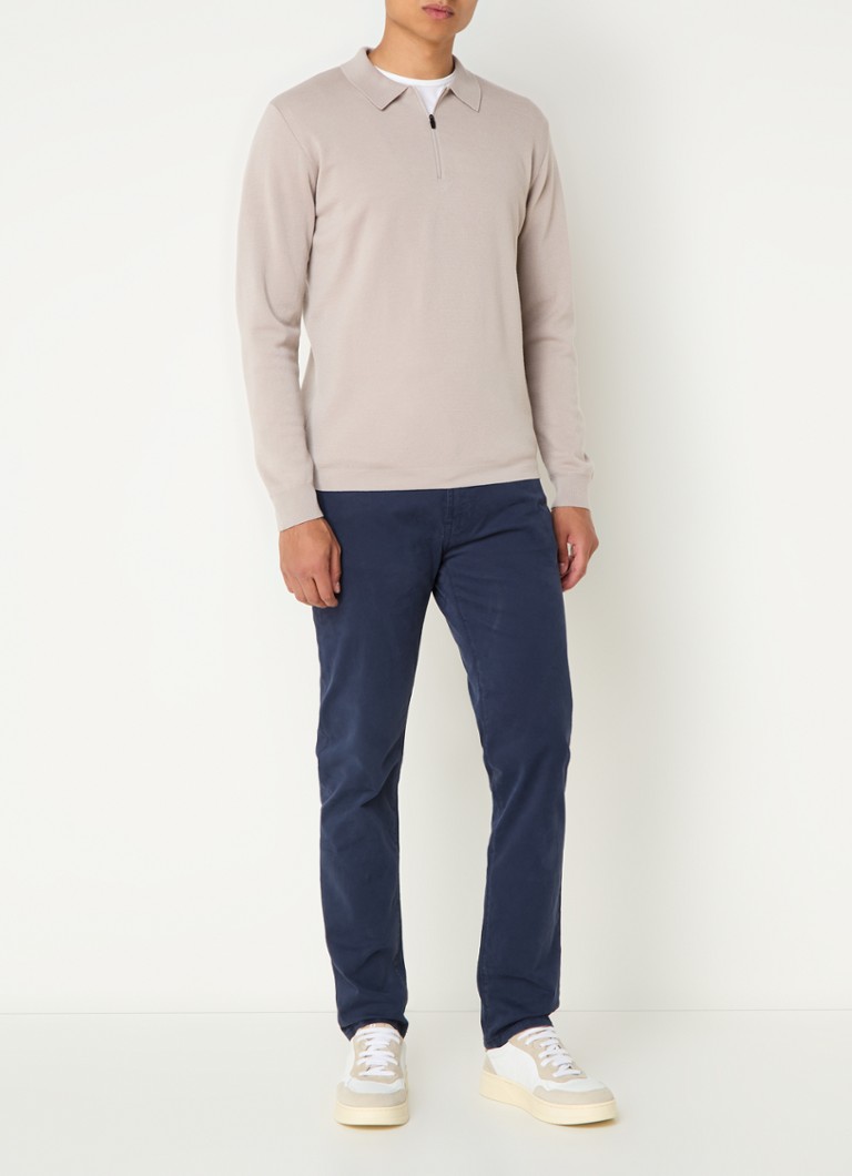 Polo Boggi Milano de corte regular, confeccionada em lã.