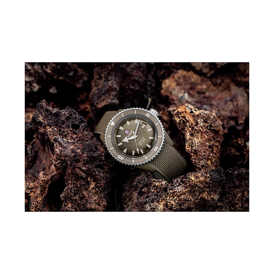Rado Taucheruhr Captain Cook High-Tech Ceramic