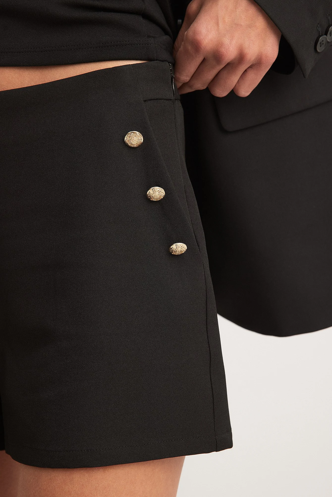 Shorts mit weitem Bein