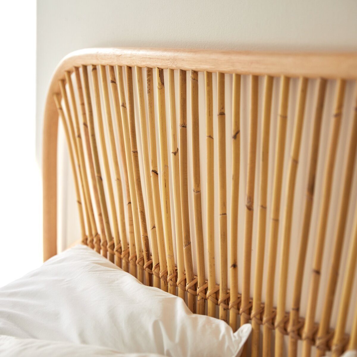 Tikamoon Massivholzbett Kopfteil Bett aus Rattan 160 cm