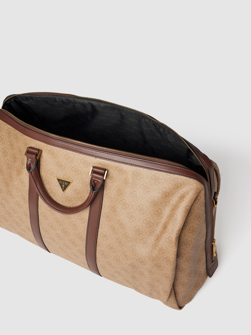 Weekender mit Allover-Logo in beige