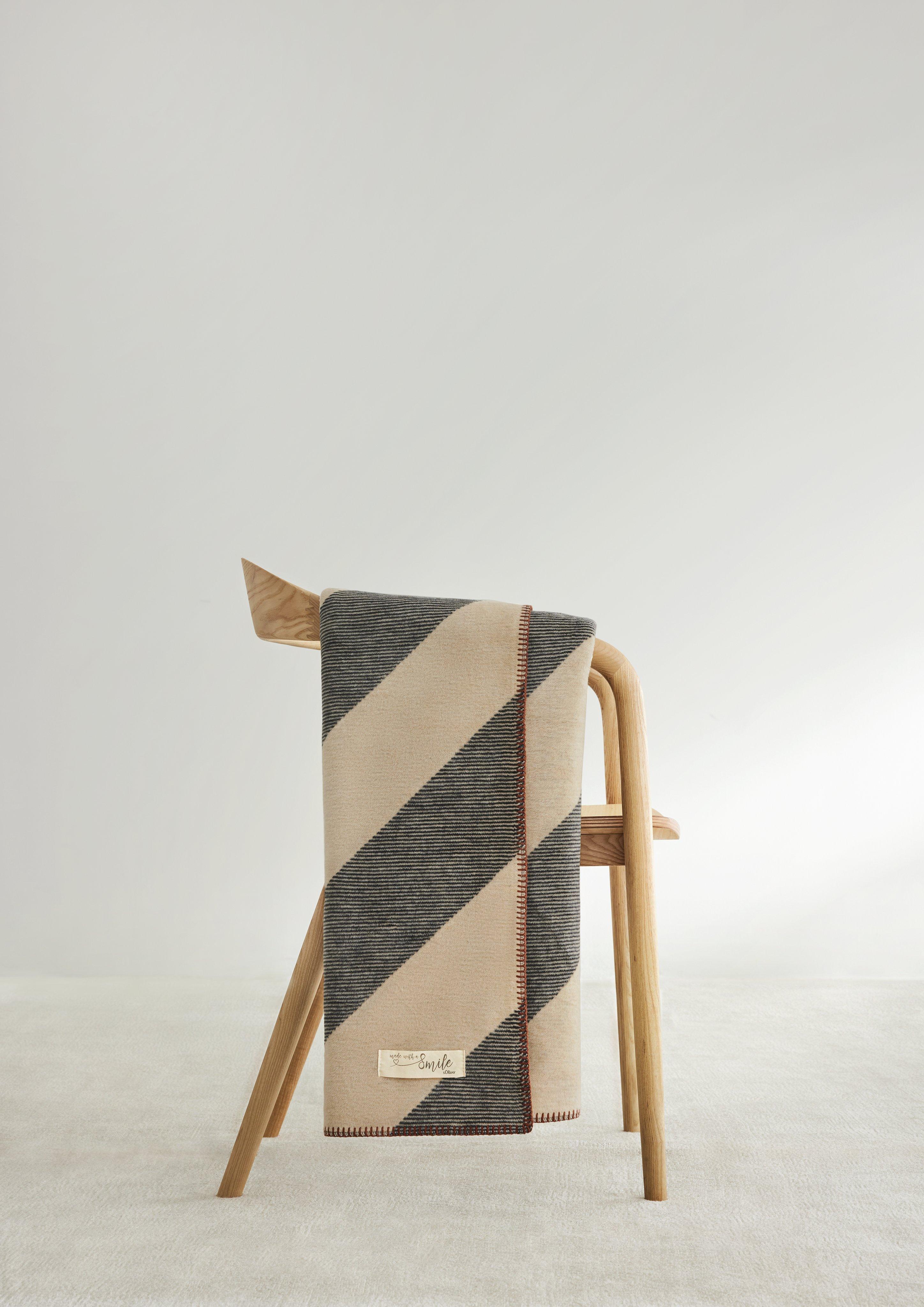 Jacquard-Decke mit Streifenmuster  6008755-380