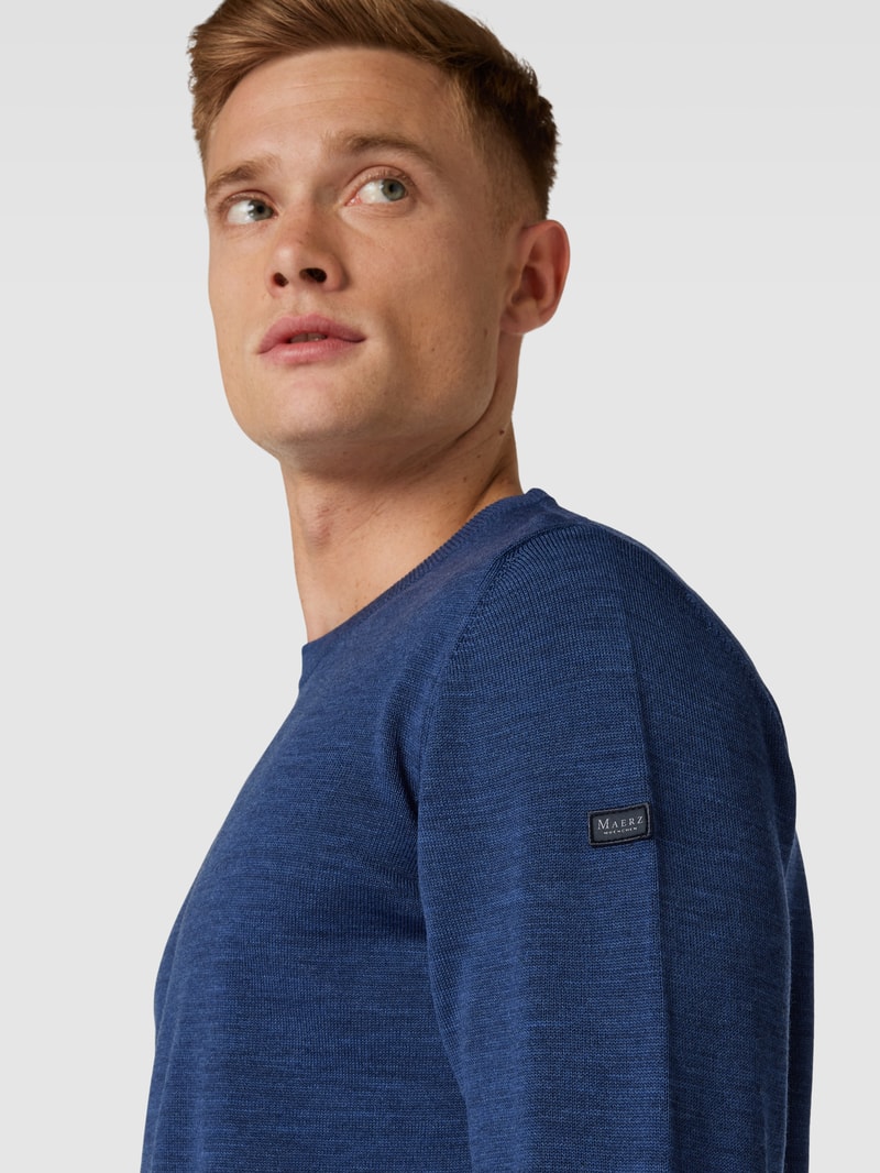 Strickpullover mit gerippten Abschlüssen in ozean blau meliert