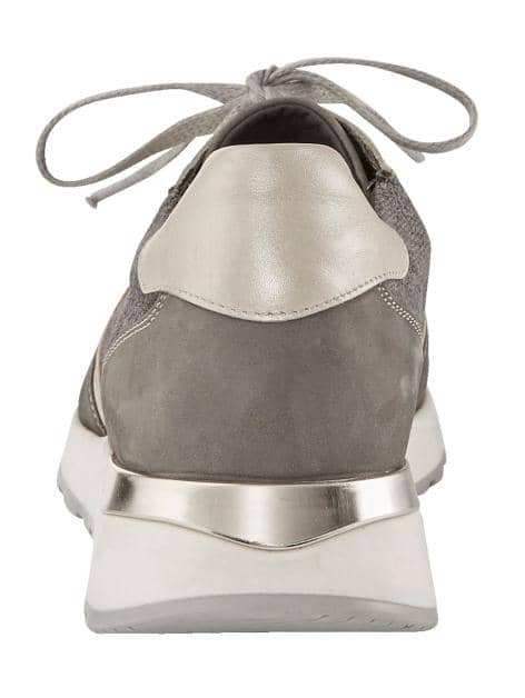 Schnürschuh