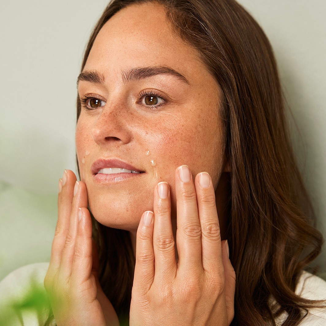 Straffendes Serum Granatapfel & Maca-Peptide