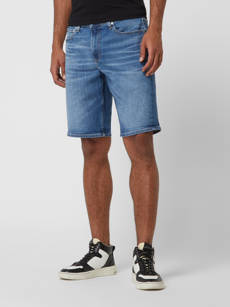 Regular Fit Jeansshorts mit Stretch-Anteil  in jeans
