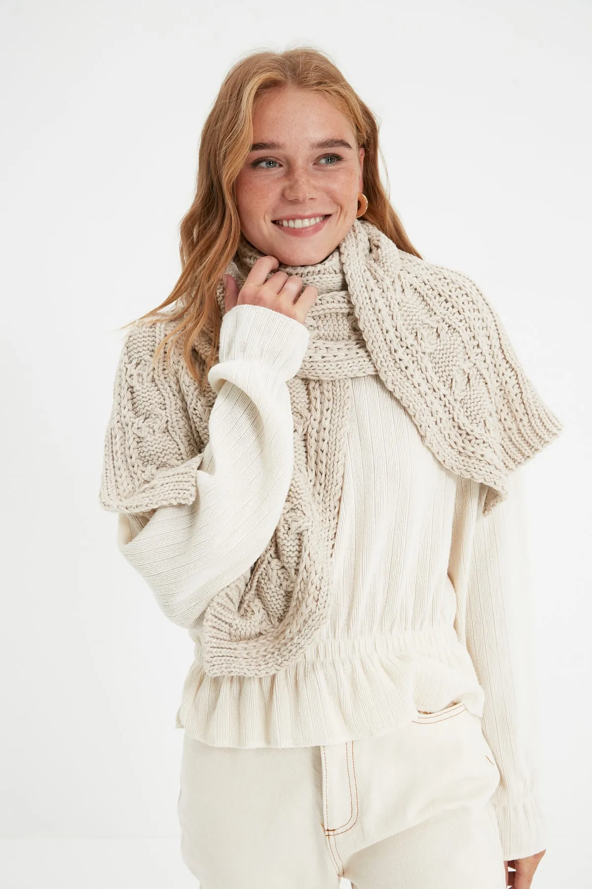 Trendyol Collection  Schal - Beige - Strukturiert