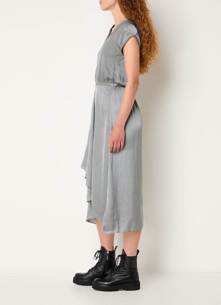 Rochie midi Randall din satin de la Zadig&Voltaire, cu tiv asimetric.