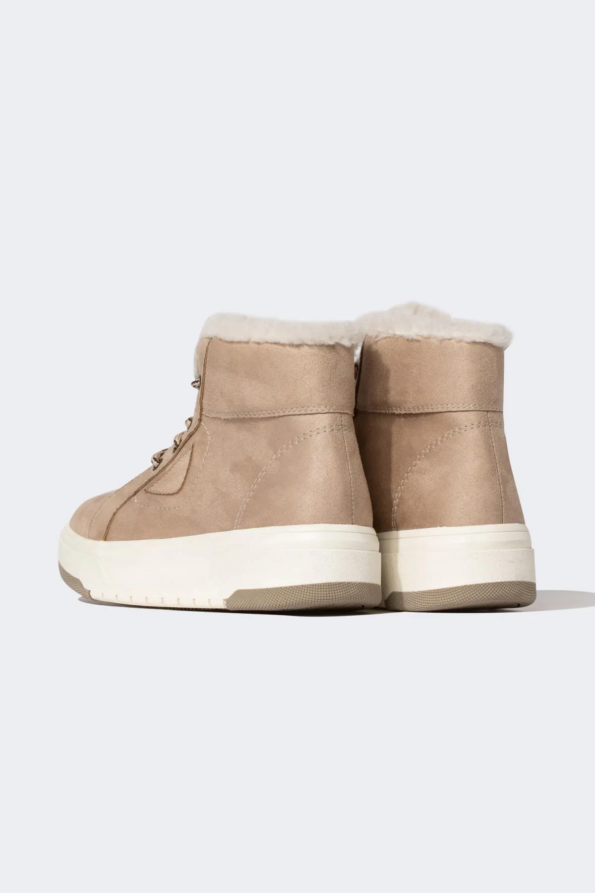 DeFacto  Damen-Winterstiefel aus Kunstleder mit dicker Sohle