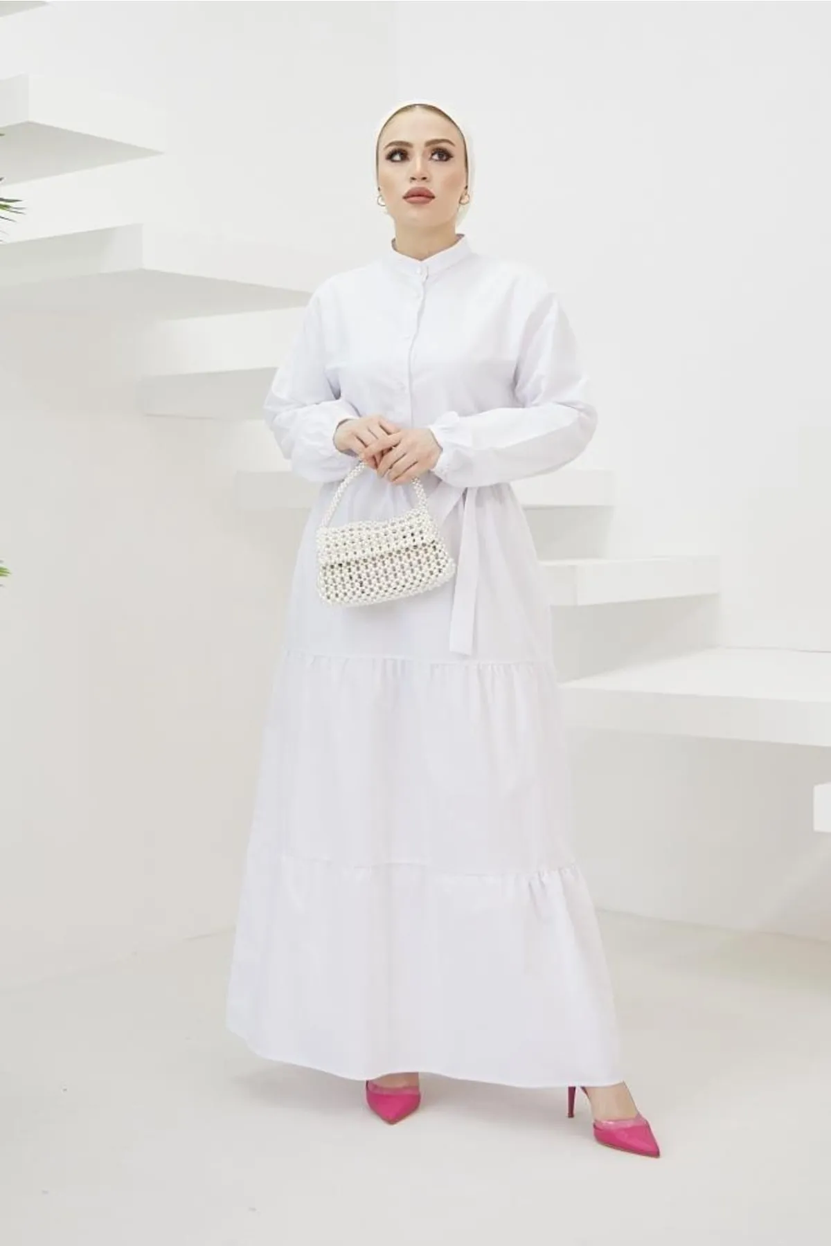 benguen  428 Prächtiges Hijab-Kleid mit Kragen und Knöpfen in Weiß