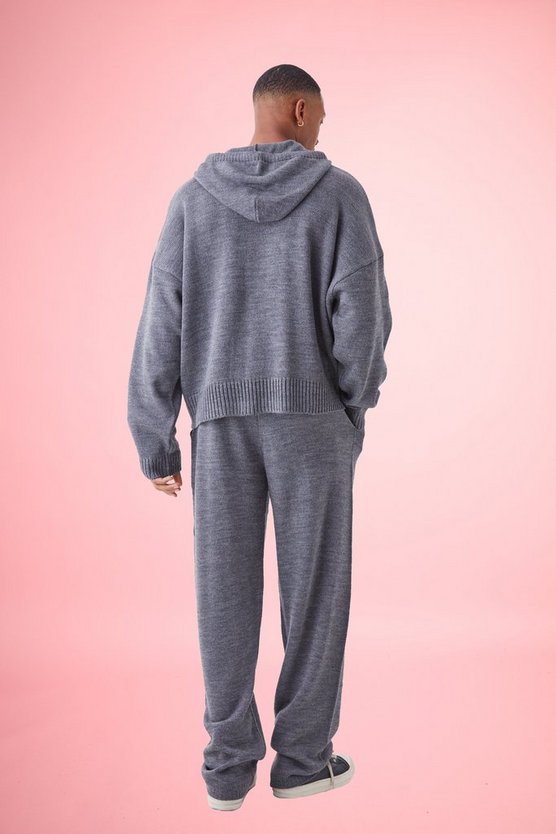Lockere Jogginghose mit Gothic-Schriftzug