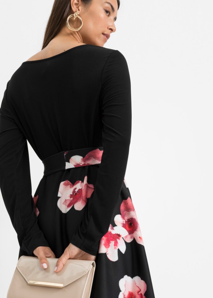 Kleid mit Schleife