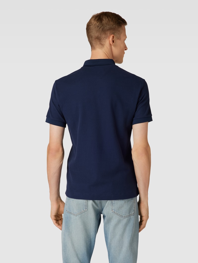 Poloshirt mit Label-Print in marineblau