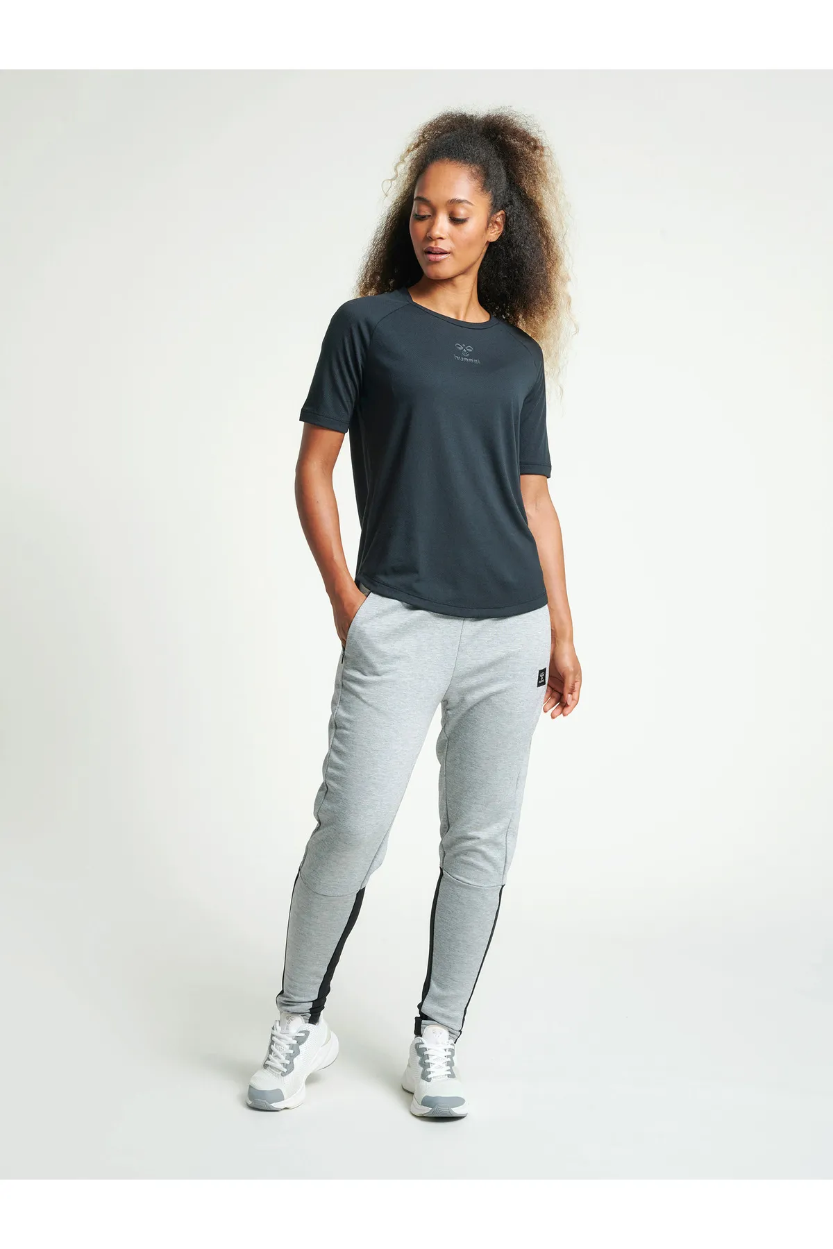 hummel  hmlESSI TAPERED PANTS