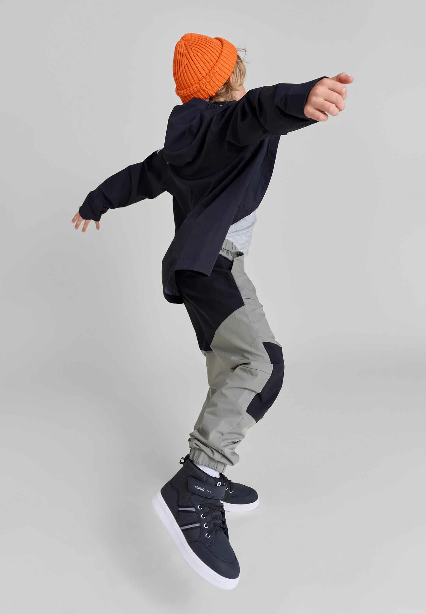 Wasserdichte halbhohe Kinder Sneaker Skeitti