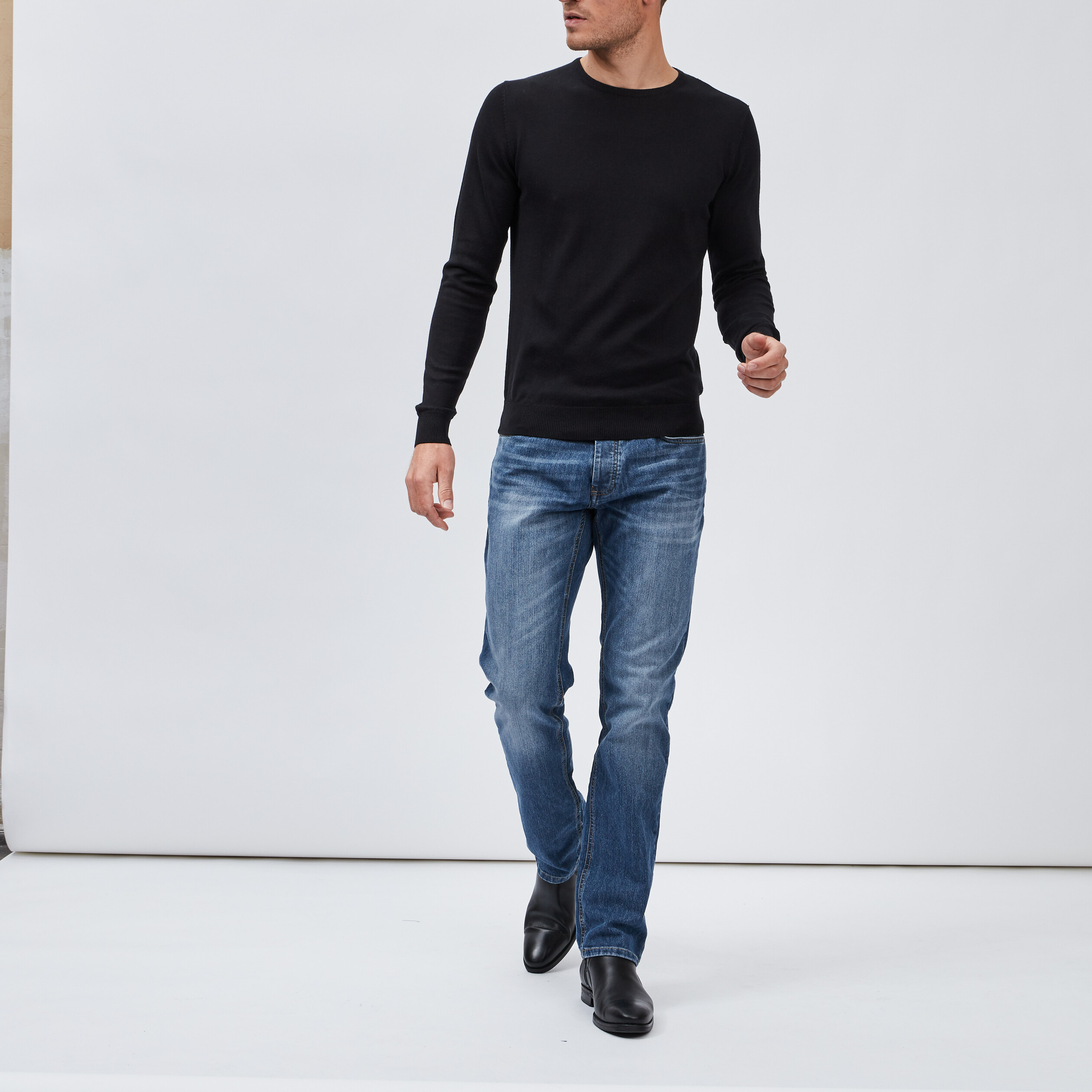 Pull droit col rond noir homme | La Halle