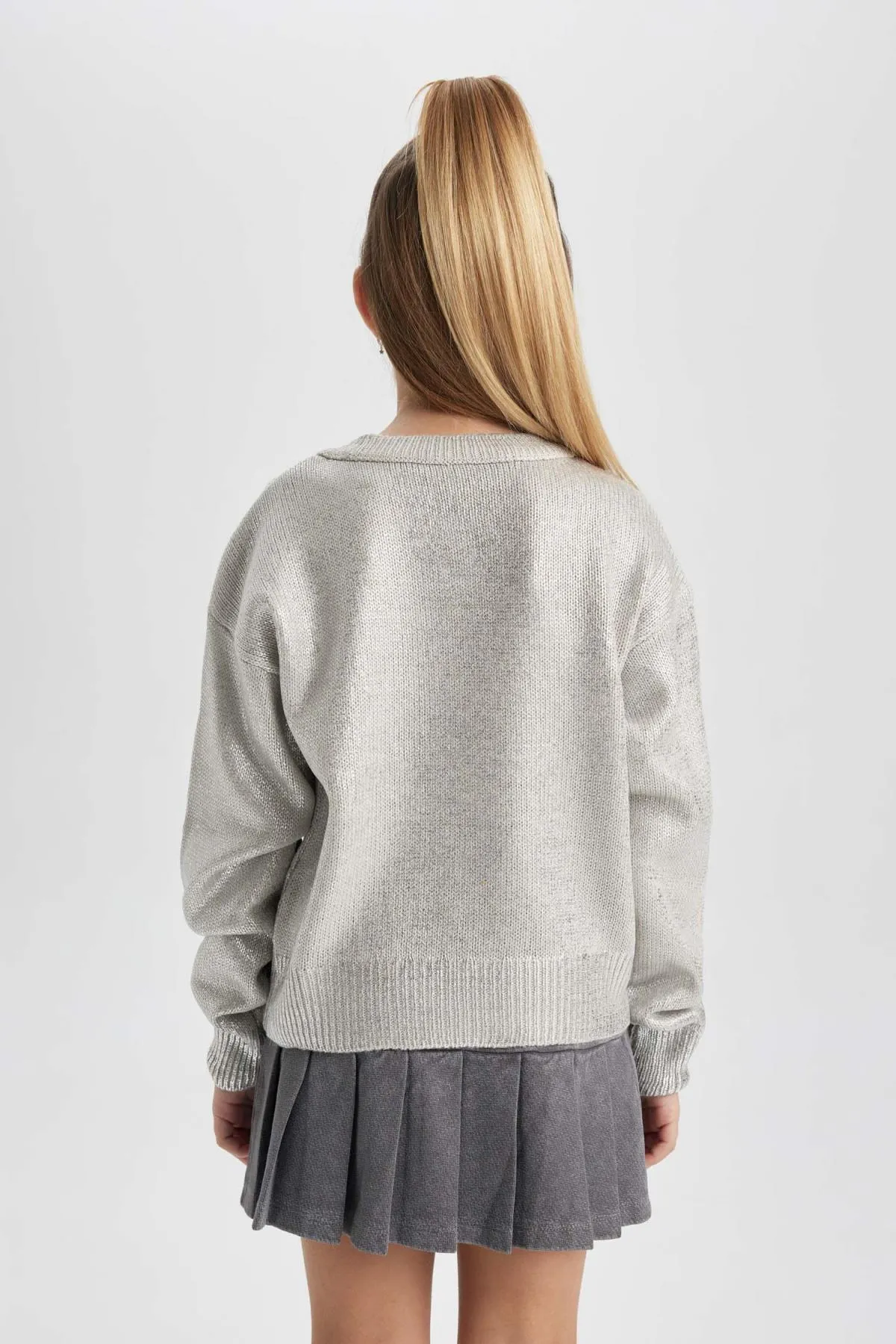 DeFacto  Mädchenpullover mit normaler Passform und Rundhalsausschnitt