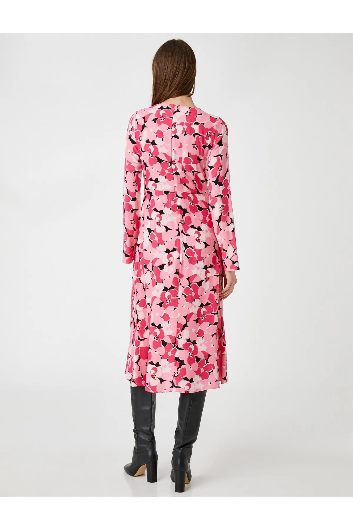 Koton  Midikleid mit Blumenmuster, langen Ärmeln und Gürtel