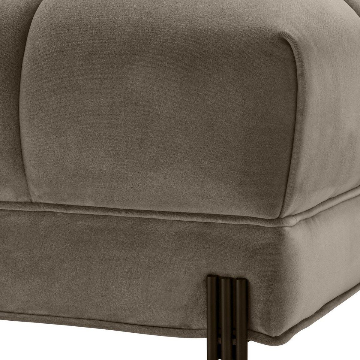 Casa Padrino Loungesofa Luxus Lounge Sofa Greige / Schwarz 223 x 95 x H. 68 cm - Linksseitiges Wohnzimmer Sofa mit edlem Samtsoff und 2 Kissen