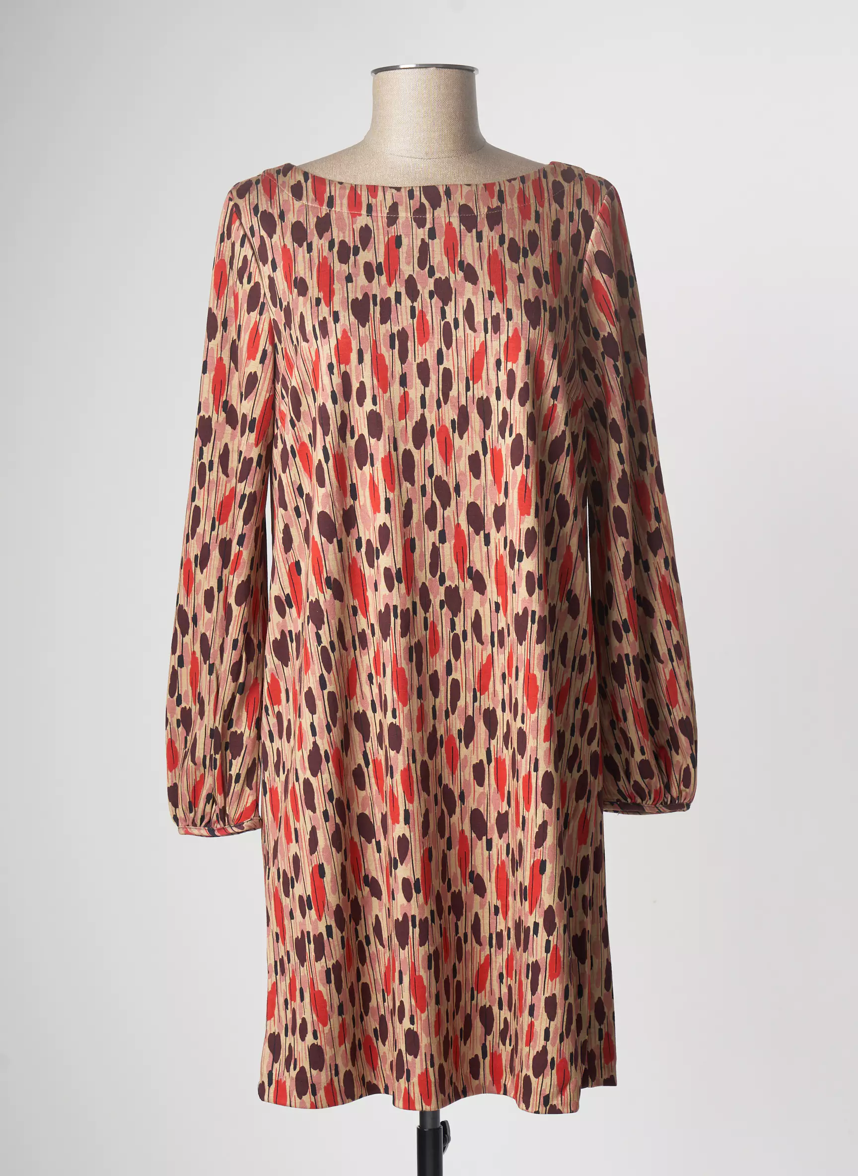 Caractere Robes Courtes Femme couleur beige