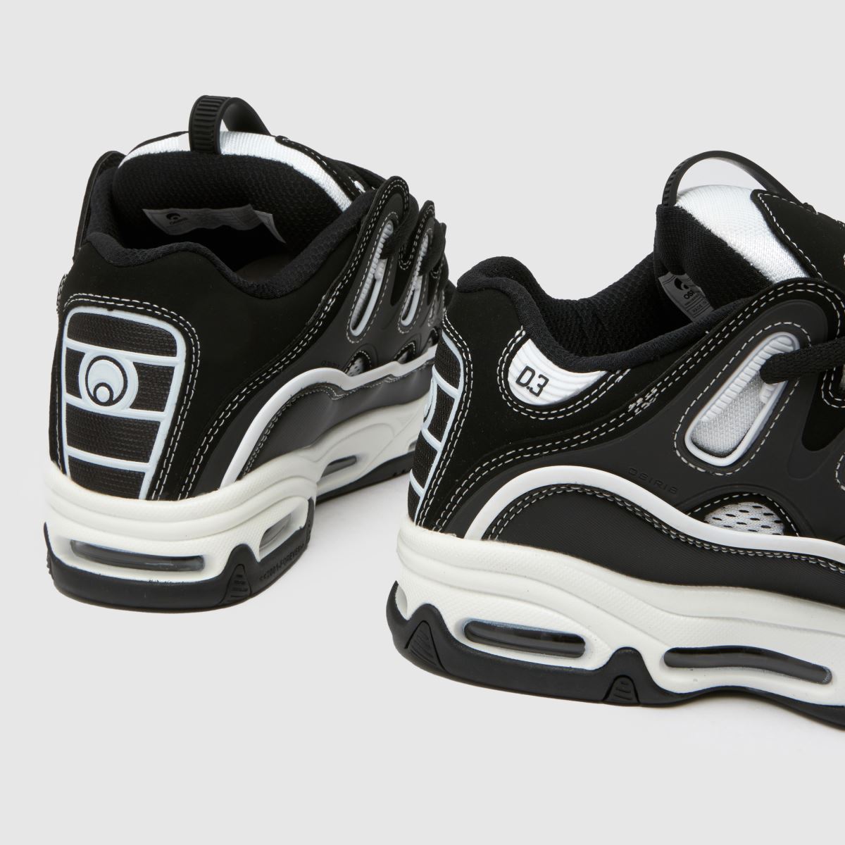 OSIRIS d3 2001 sportcipő fekete és fehér színben
