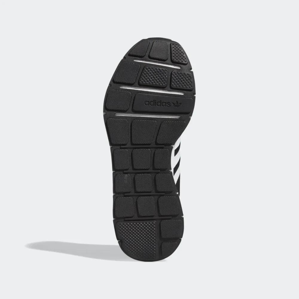 adidas Swift Run X FY2110 / schwarz