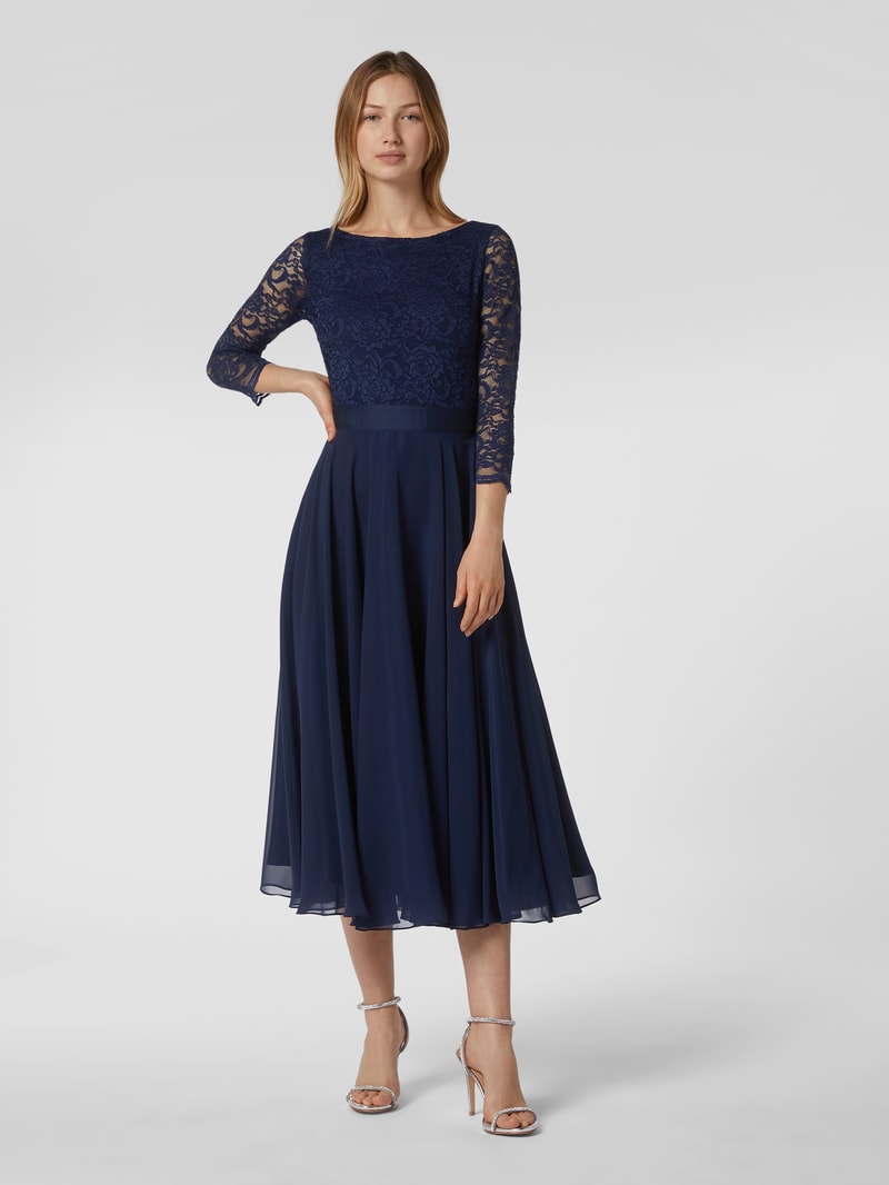 Cocktailkleid aus Häkelspitze in marineblau