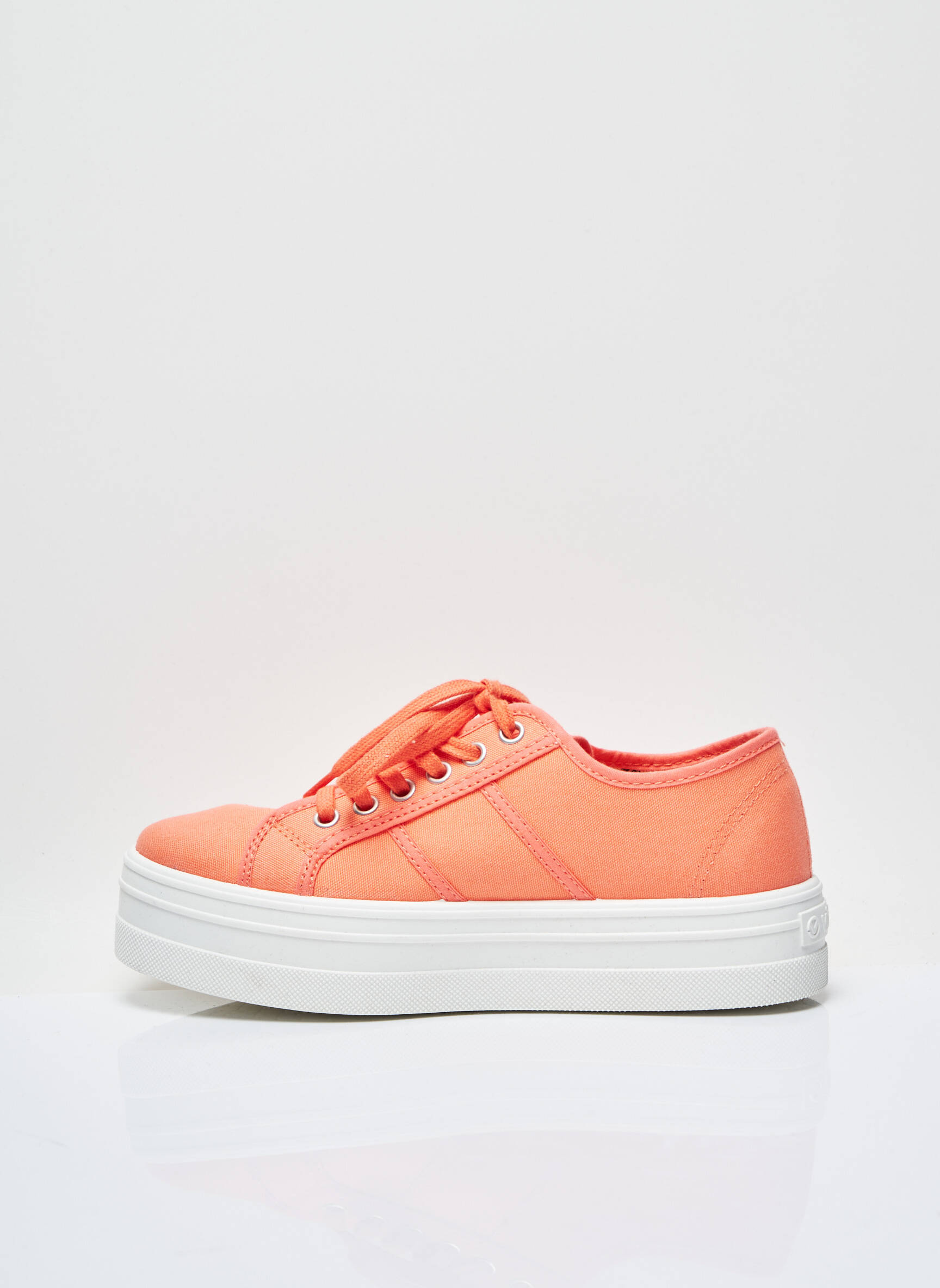 Victoria Baskets Femme couleur orange
