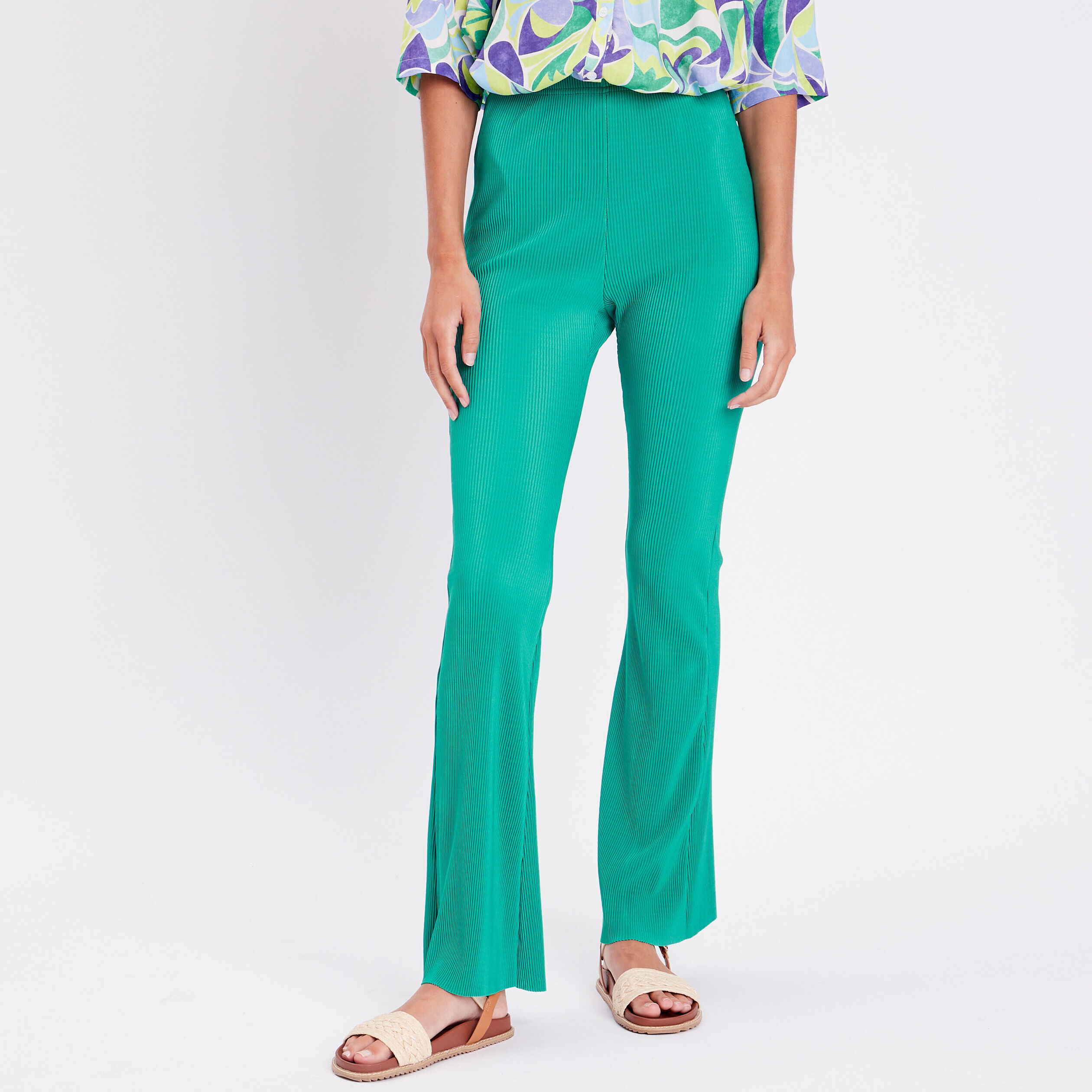 Pantalon flare plissé vert femme | Cache Cache