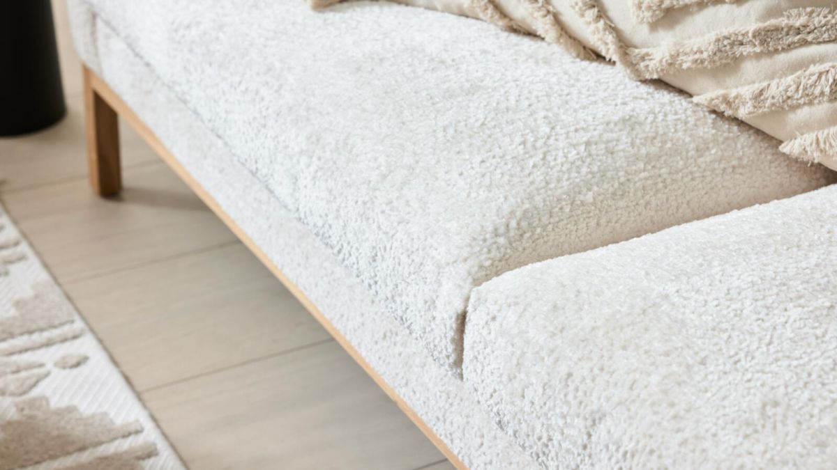 Roomio 3-Sitzer Sofa No. 4105 mit Kopfstütze Weiß